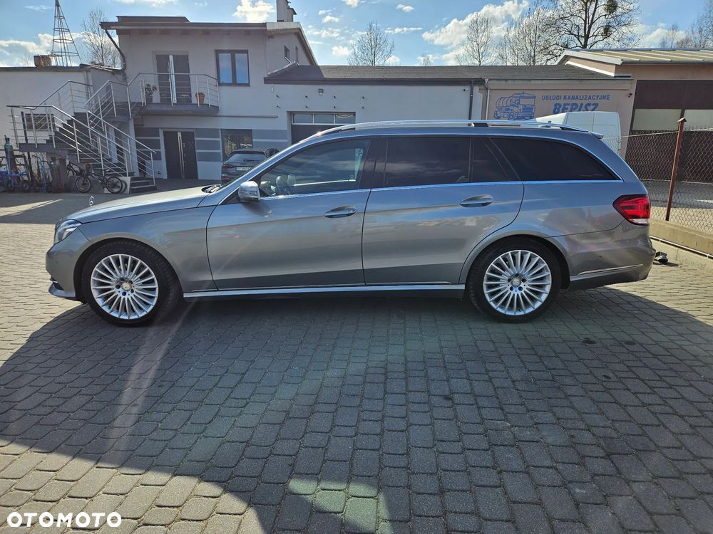 Mercedes-Benz Klasa E 300 BlueTEC 7G-TRONIC Elegance - 4