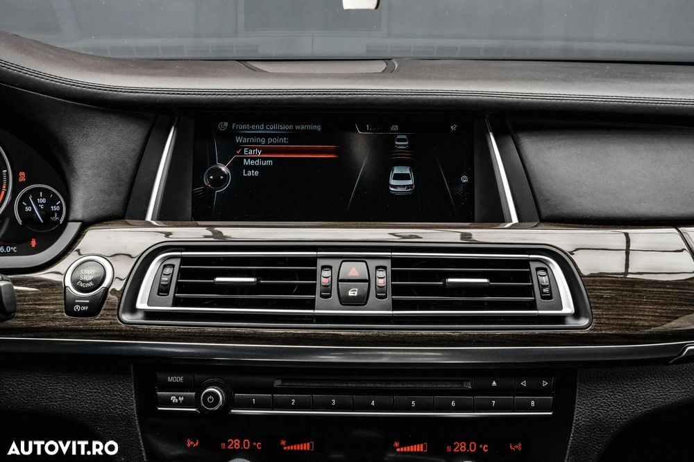 BMW Seria 7 730d - 28