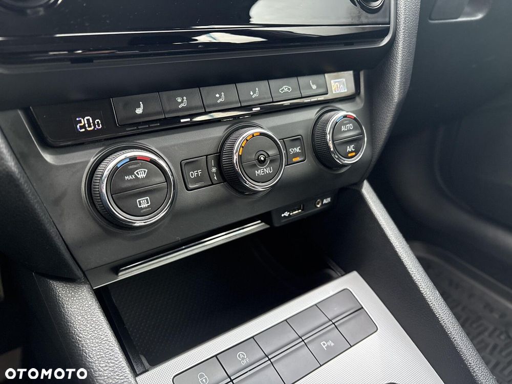 Skoda Octavia 1.4 TSI Ambition DSG - 19