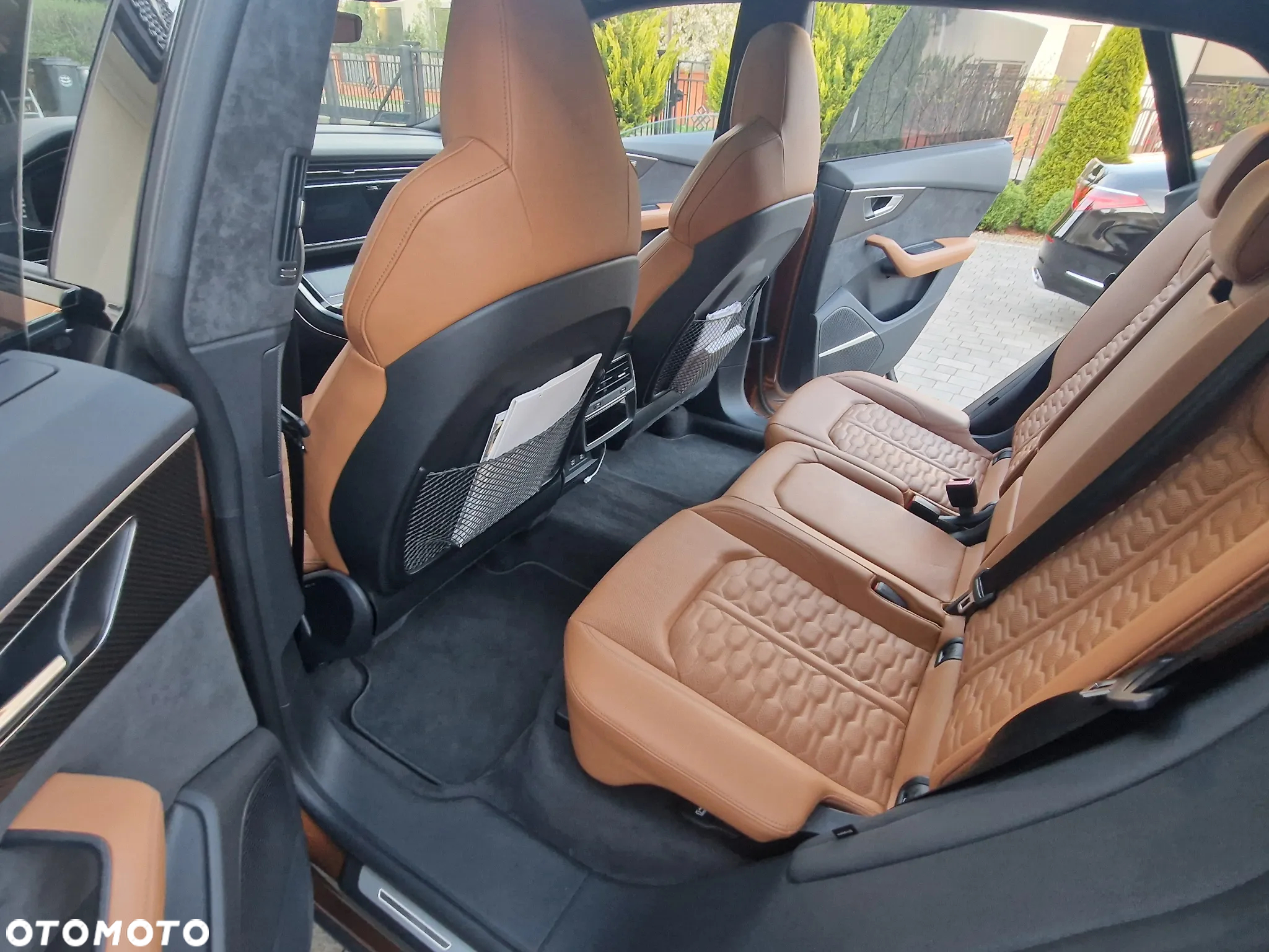 Audi RS Q8 - 22