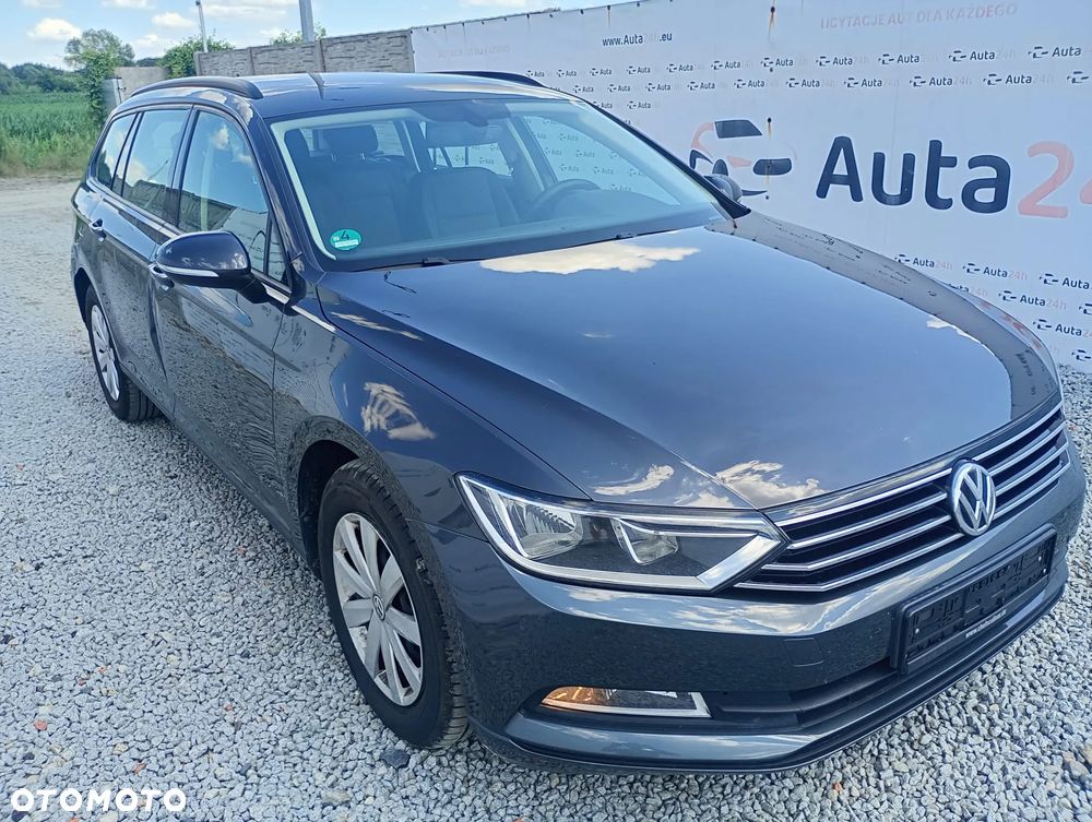 Volkswagen Passat Variant 1.6 TDI (BlueMotion Technology) Trendline - 2