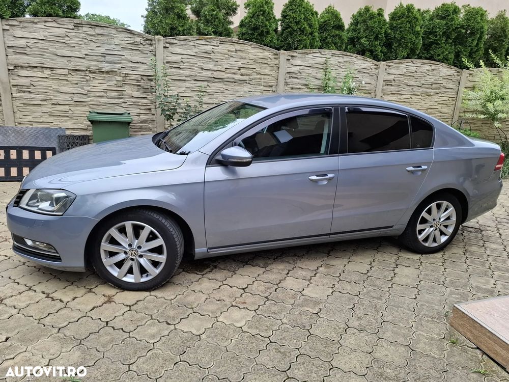 Volkswagen Passat 2.0 TDI Blue TDI DSG Comfortline - 18
