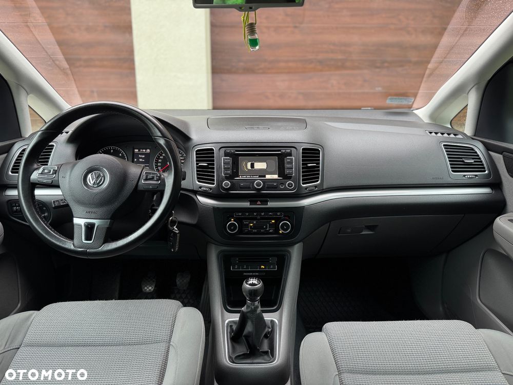 Volkswagen Sharan 2.0 TDI Comfortline - 26