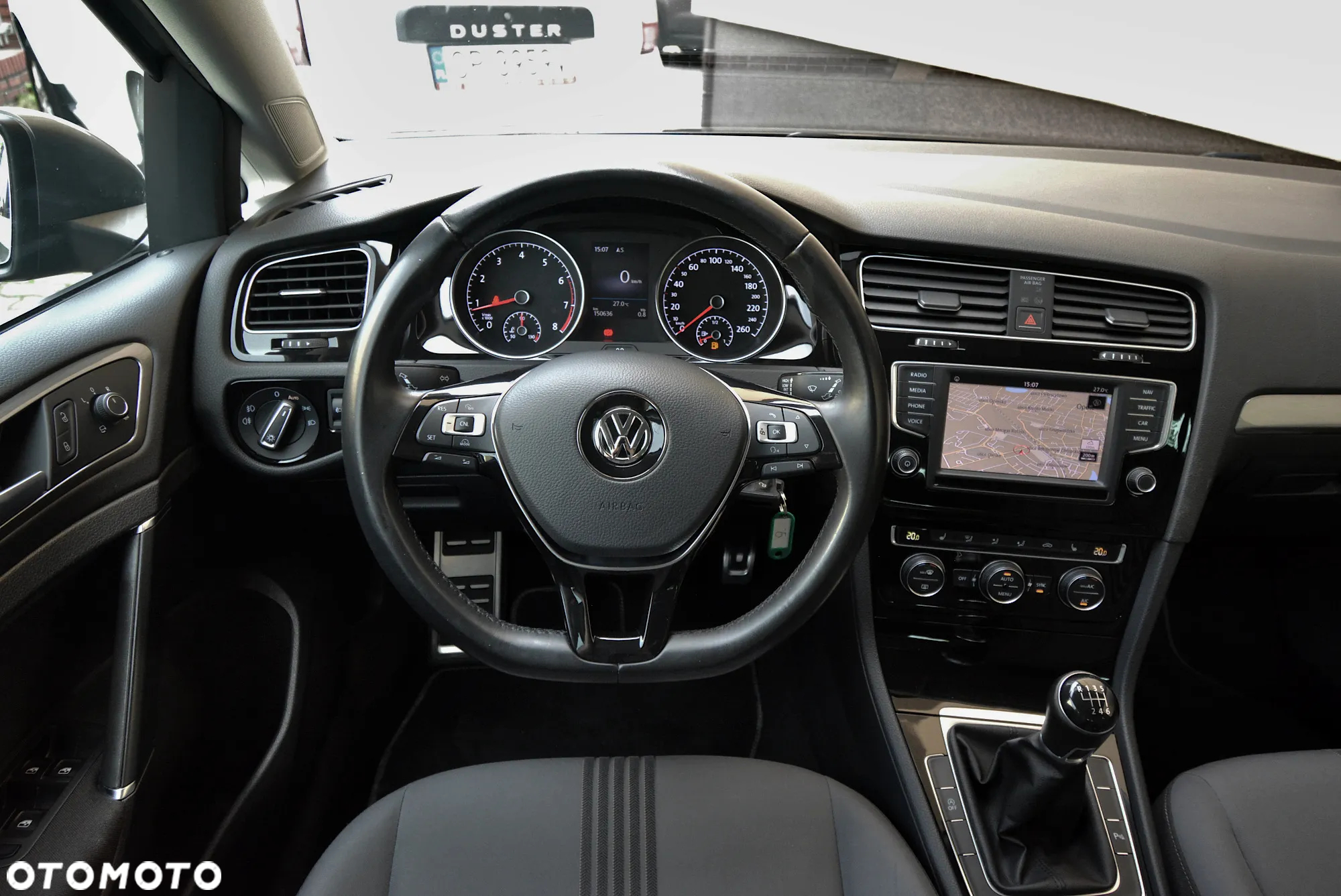 Volkswagen Golf - 24