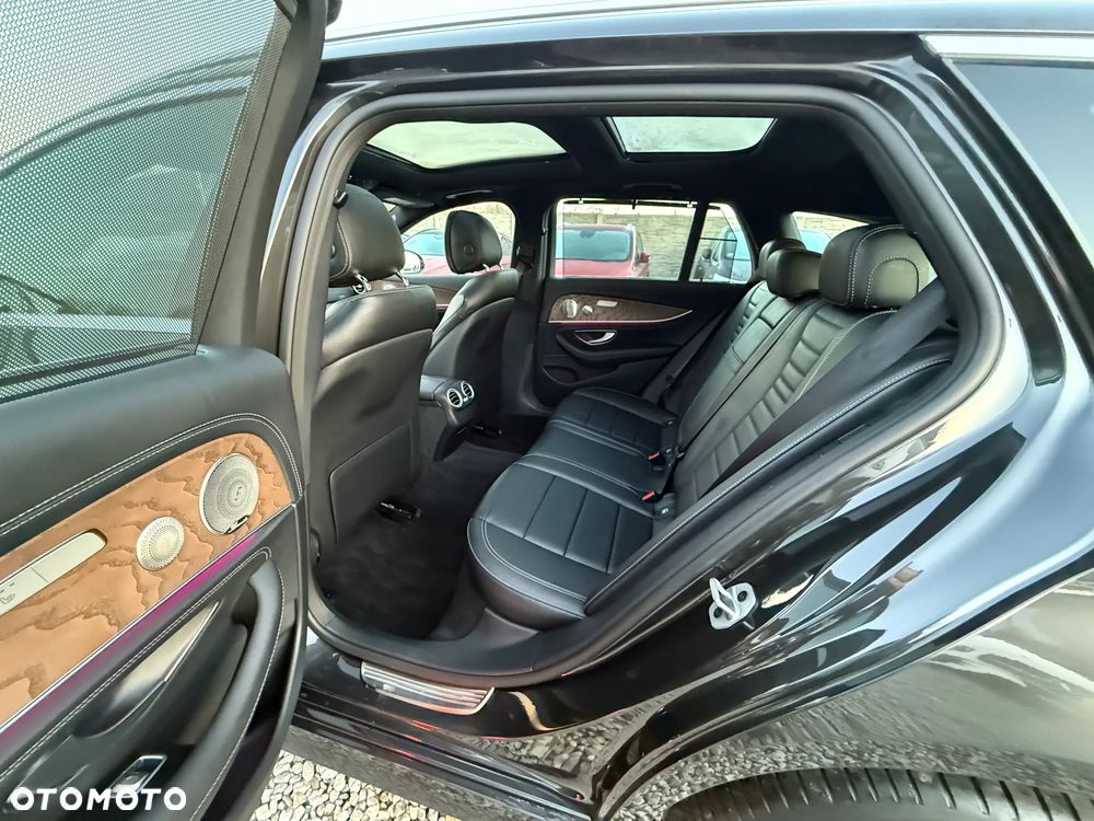 Mercedes-Benz Klasa E 300 de PHEV 4-Matic AMG 9G-Tronic - 32