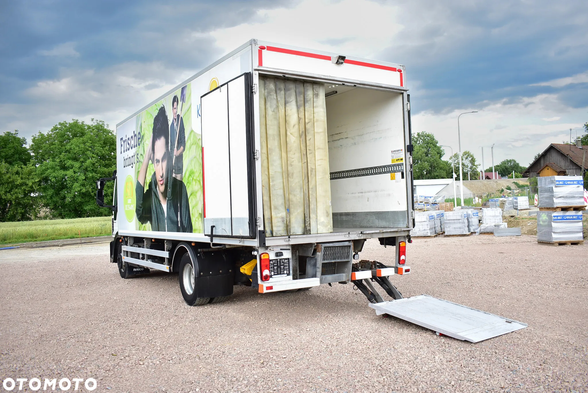 Iveco Eurocargo 140-250 Euro 6 Chłodnia / Mroźnia Drzwi +Winda ! Sprowadzona - 9
