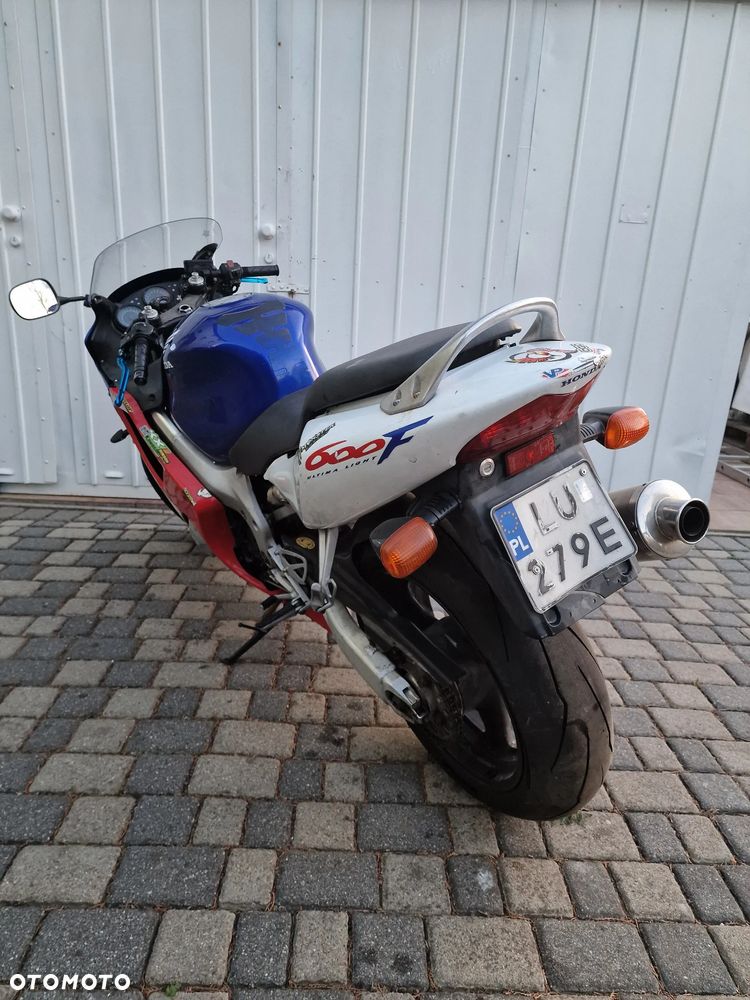 Honda CBR - 8