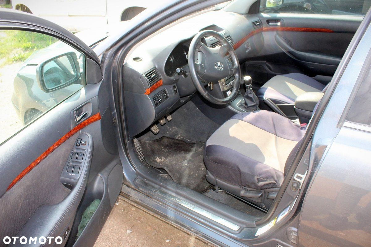 Toyota Avensis T25 2005 2.2D-CAT 2AD-FHV Kombi (MASKA, ZDERZAK, LAMPA, BŁOTNIK, DRZWI, SZYBA, FOTEL) - 6