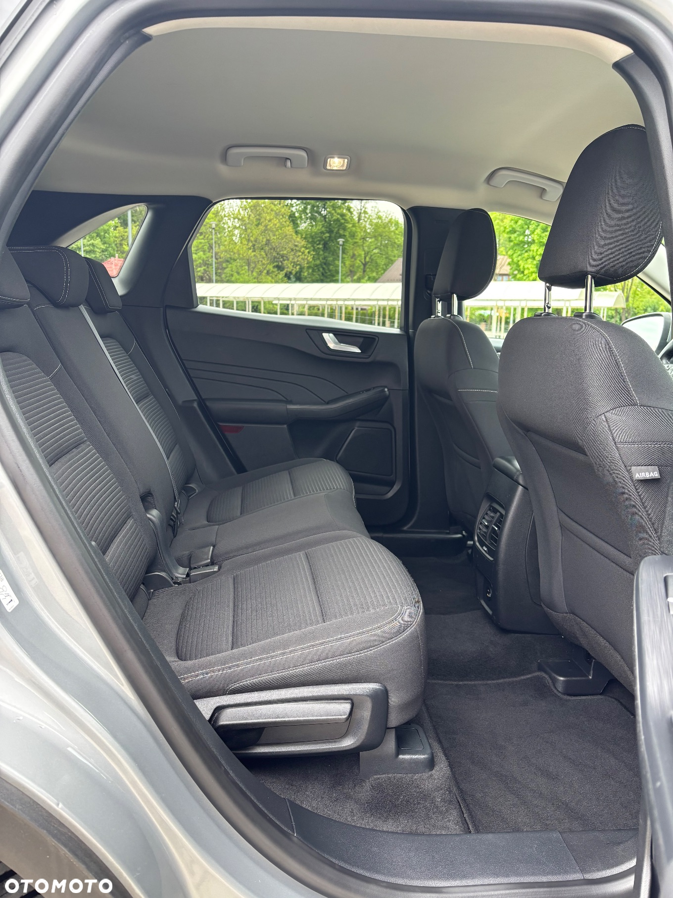 Ford Kuga 2.5 FHEV FWD Titanium - 13