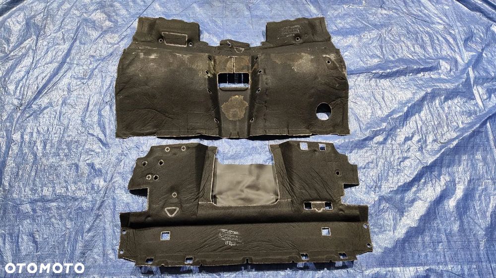 WYGŁUSZENIE IZOLACJA WYKŁADZINA MATA WEWNĘTRZNA PODŁOGI TYŁ ŚCIANY GRODZIOWEJ GRODZI TYLNEJ BAGAŻNIKA 7009033 7009035 BMW E63 E64