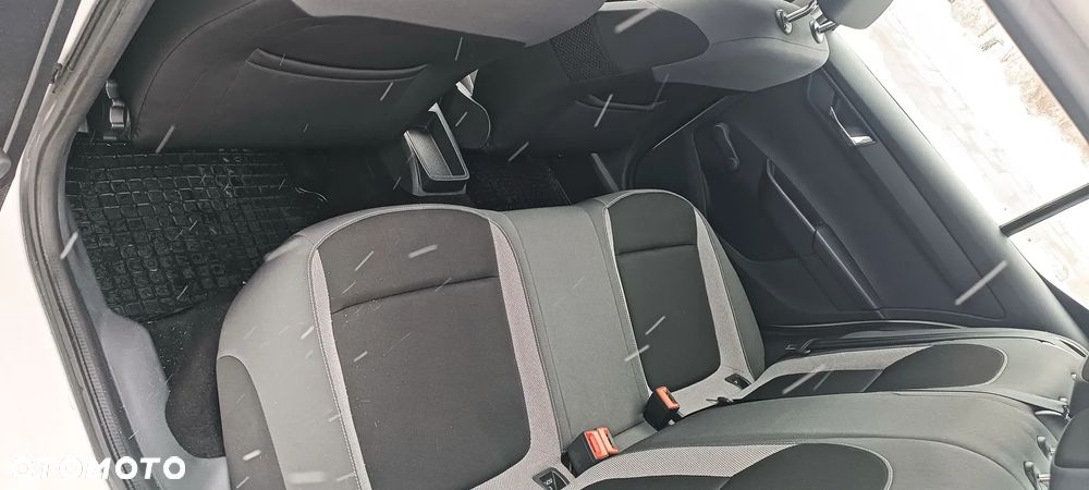 Skoda Fabia 1.2 TSI Ambition - 9