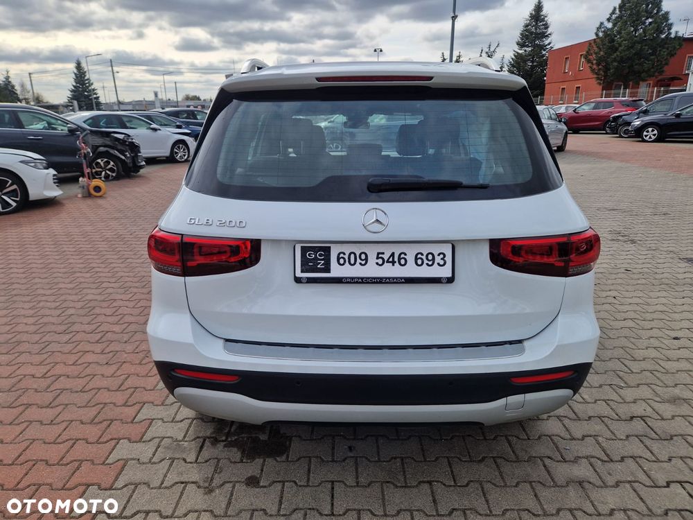 Mercedes-Benz GLB 200 Progressive 7G-DCT - 6