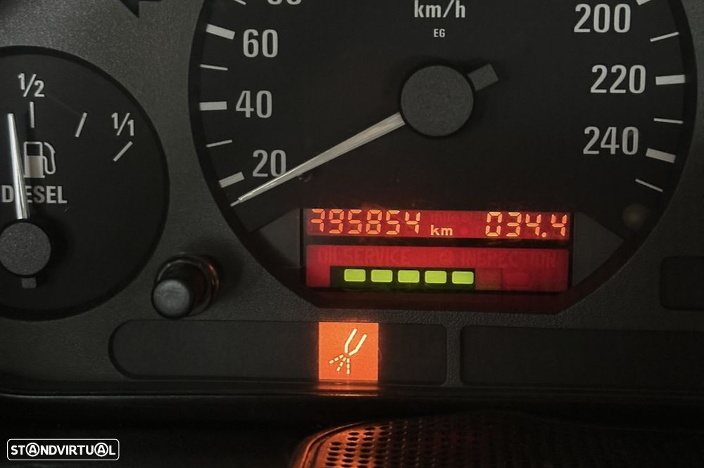 BMW 318 tds Touring - 24