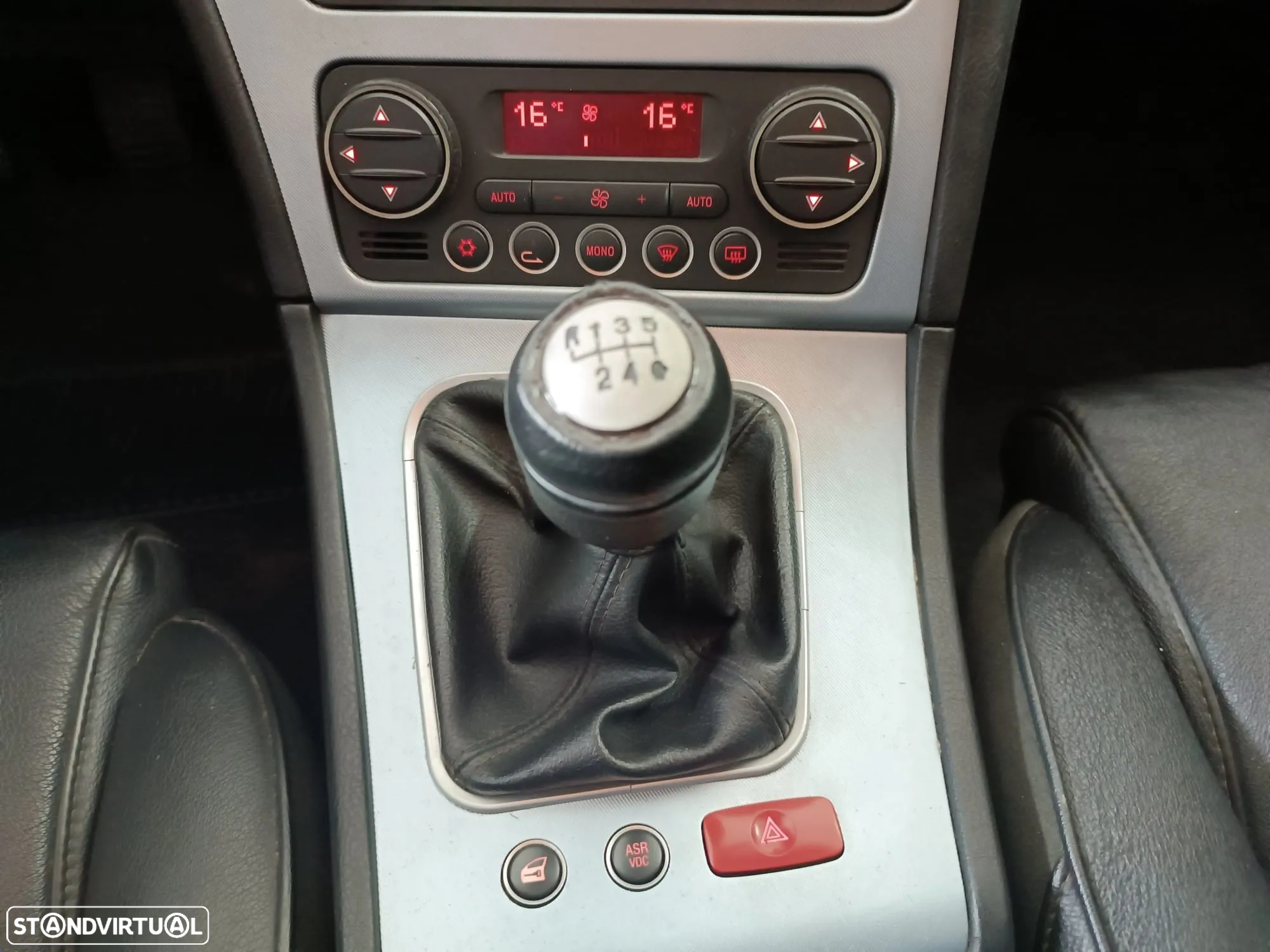 Alfa Romeo 159 1.9 JTDm 8V Executiva - 18