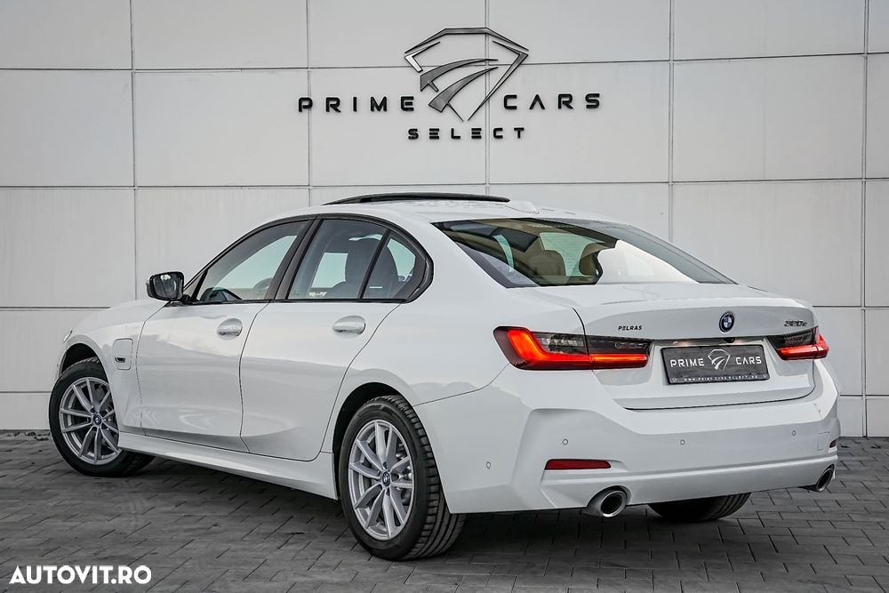 BMW Seria 3 320e Aut. Luxury Line - 12