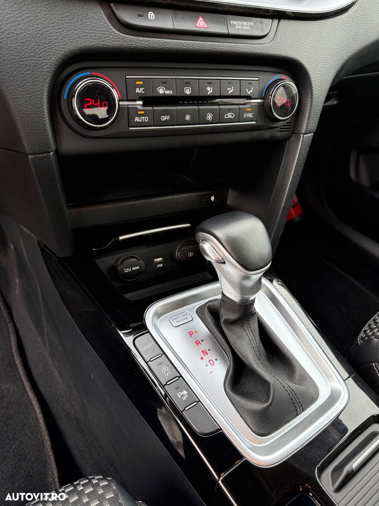 Kia XCeed 1.6 CRDi DCT7 LAUNCH EDITION - 14