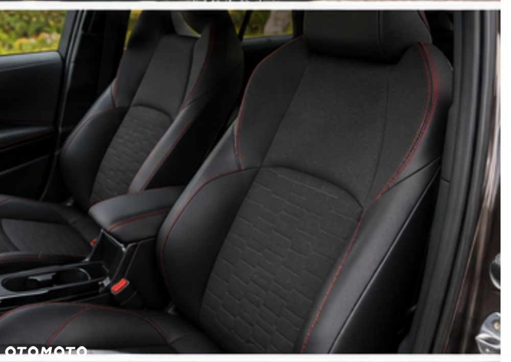 Toyota Corolla 2.0 Hybrid Executive - 9