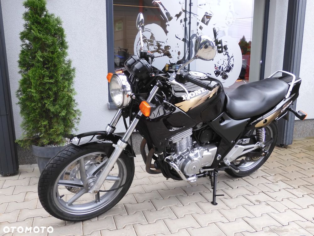 Honda CB - 19