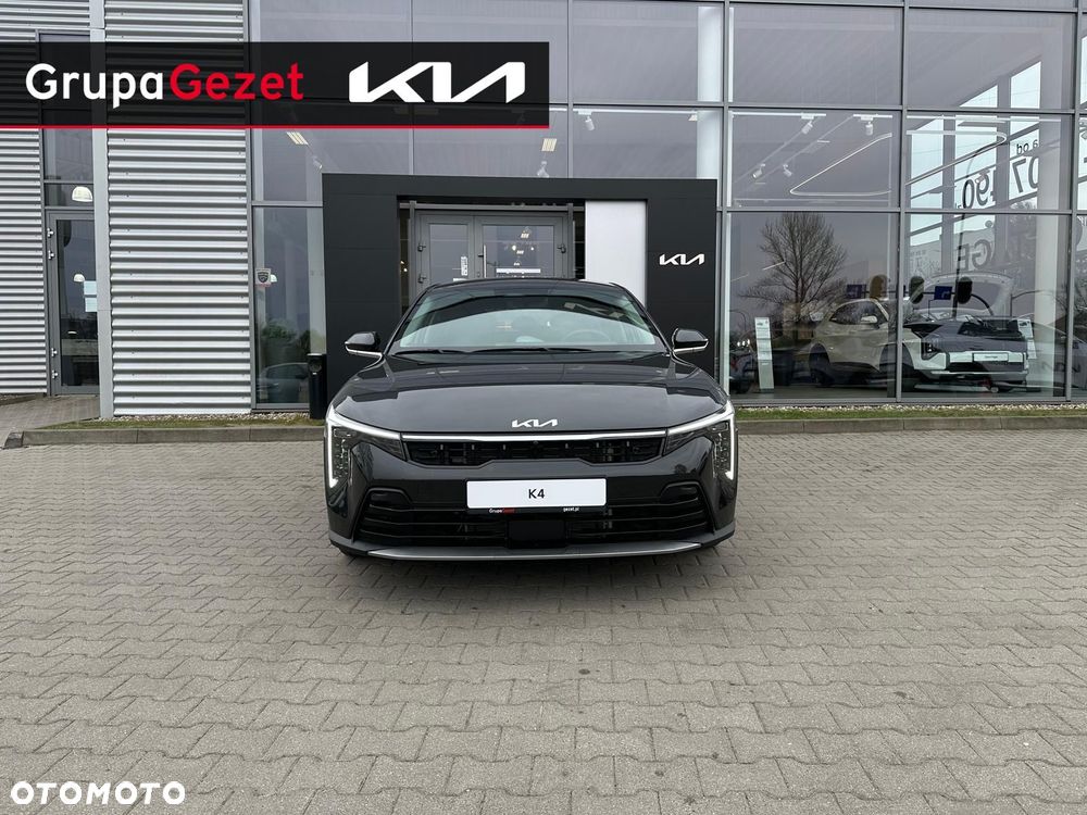 Kia K4 - 8