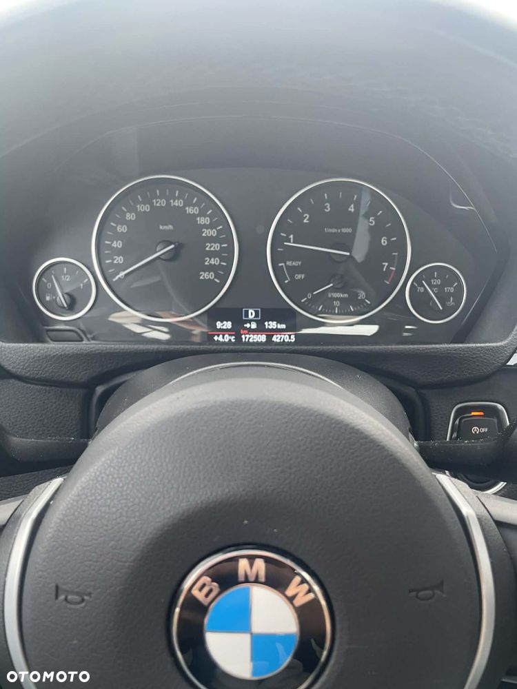 BMW Seria 3 320i xDrive Edition M Sport Shadow - 28