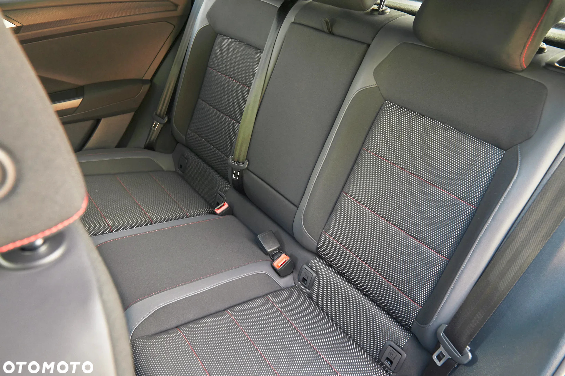 Volkswagen T-Roc 1.5 TSI Special Edition DSG - 24
