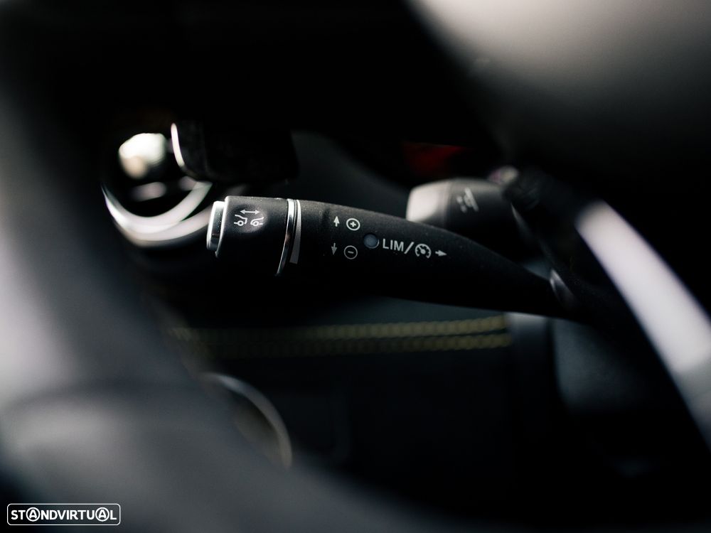 Mercedes-Benz AMG GT R - 51