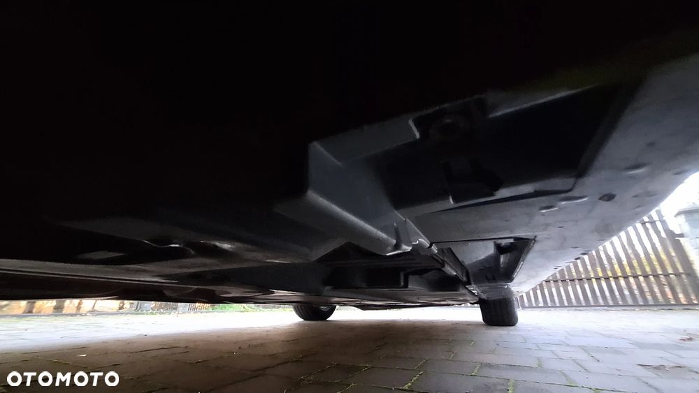 Toyota Corolla 1.8 Hybrid Active - 18