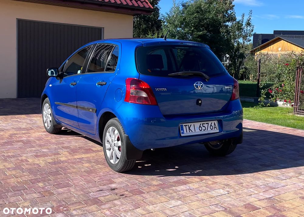 Toyota Yaris - 3