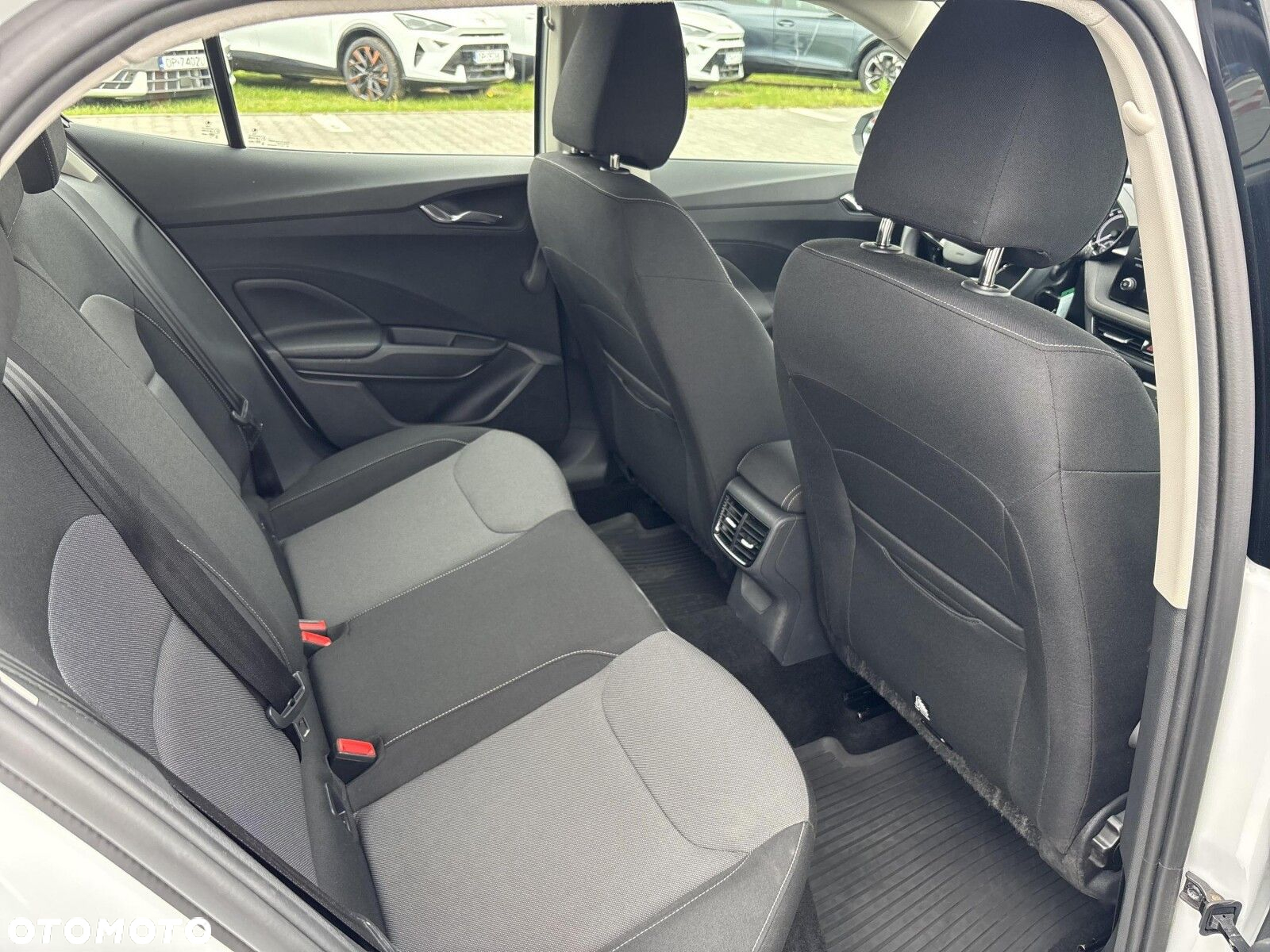 Skoda Fabia 1.0 TSI Ambition - 19
