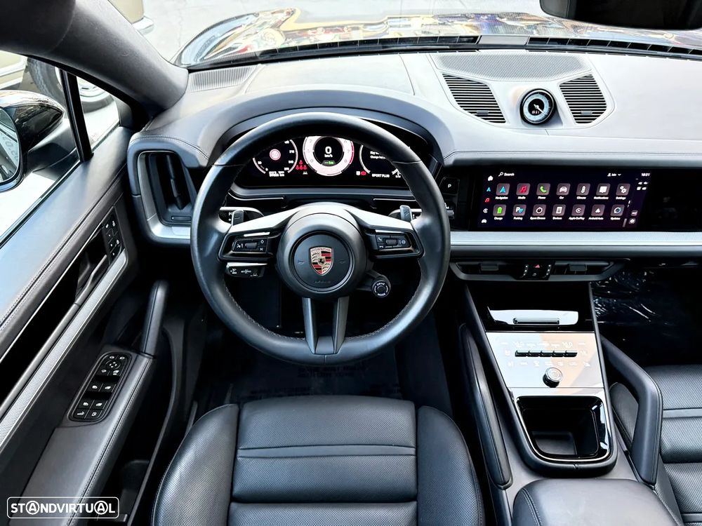 Porsche Cayenne Coupé E-Hybrid - 10