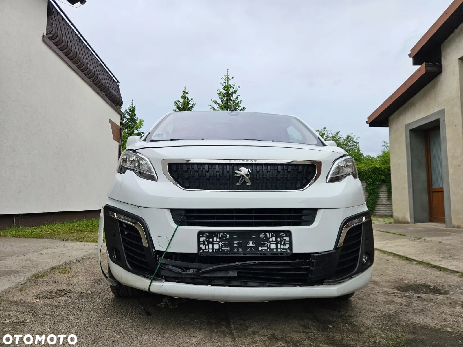 Peugeot Traveller 2.0 BlueHDi Compact Allure - 39