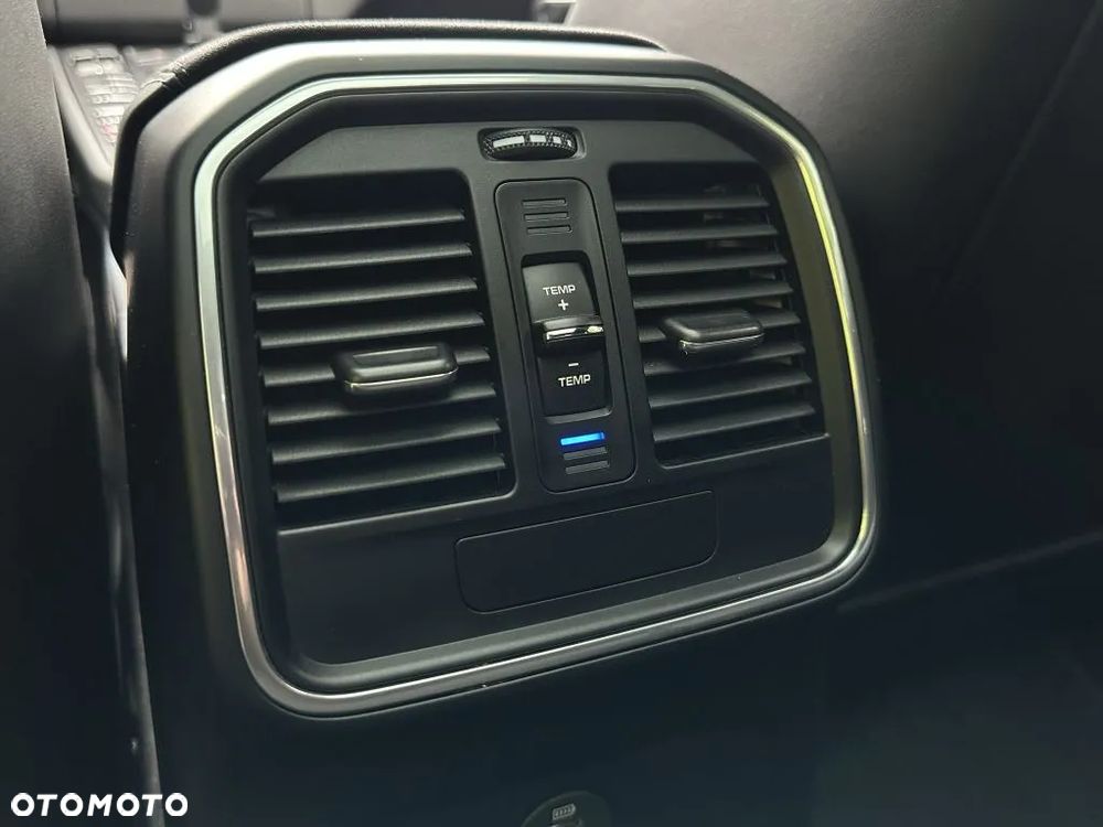 Porsche Macan GTS PDK - 17