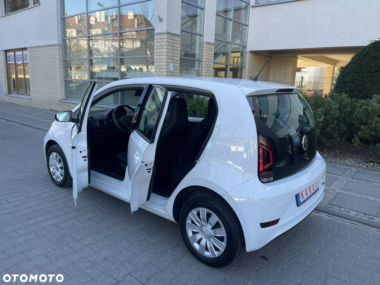Volkswagen up! - 13