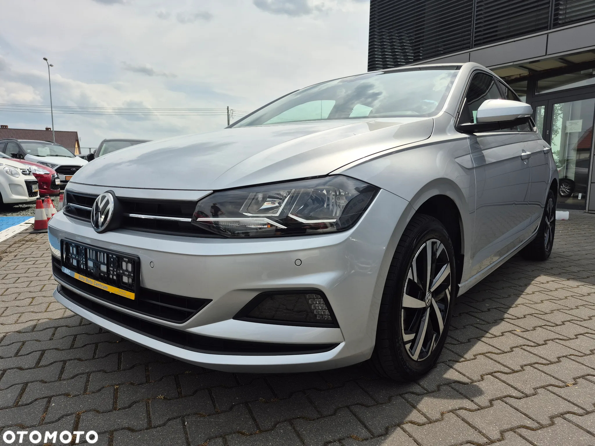 Volkswagen Polo 1.0 TSI Trendline - 2
