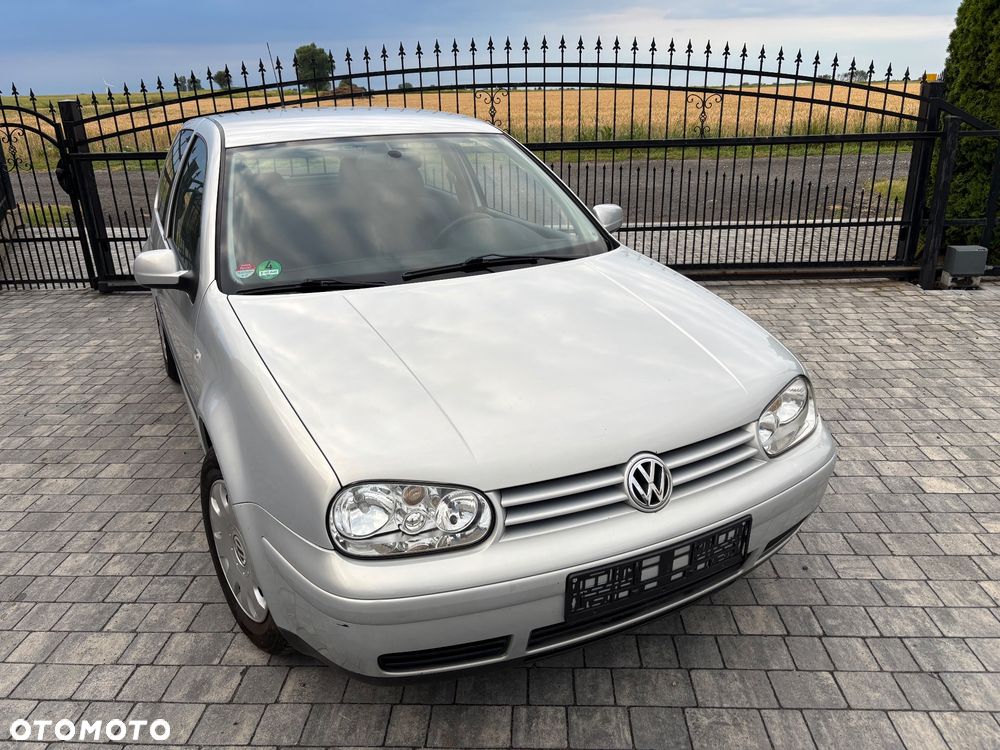 Volkswagen Golf 1.6 Trendline - 11