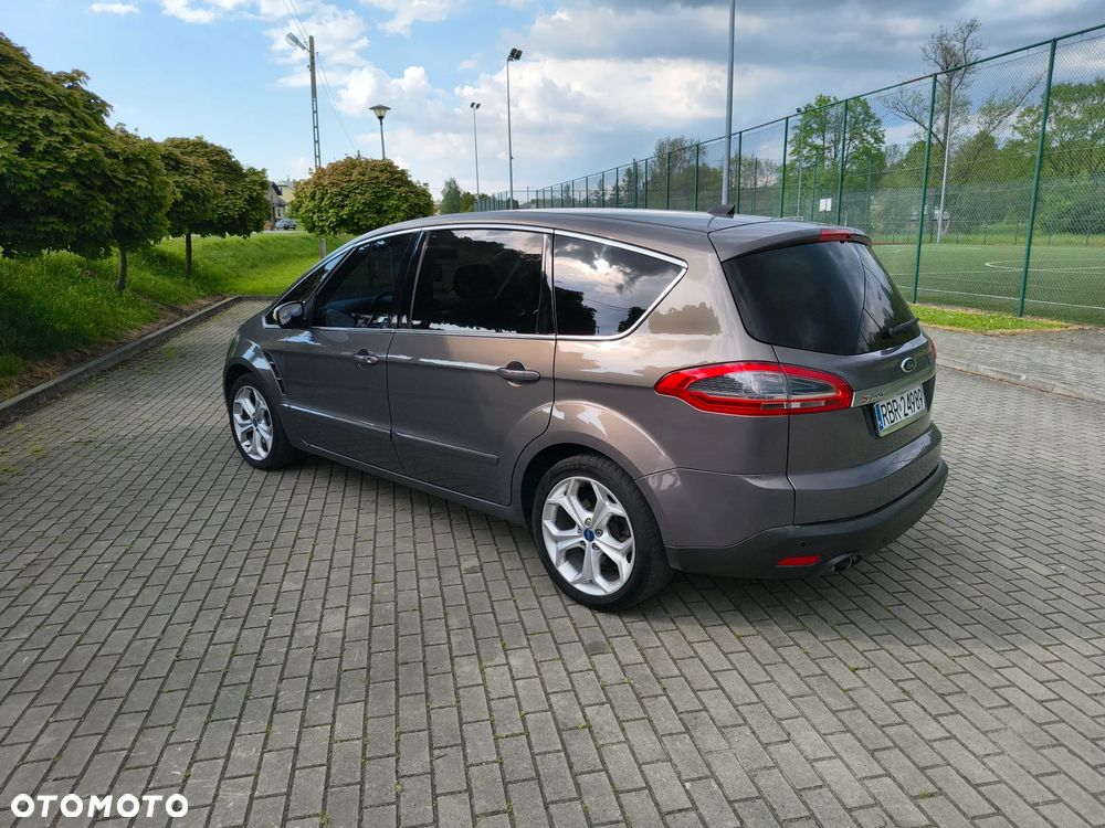 Ford S-Max - 15