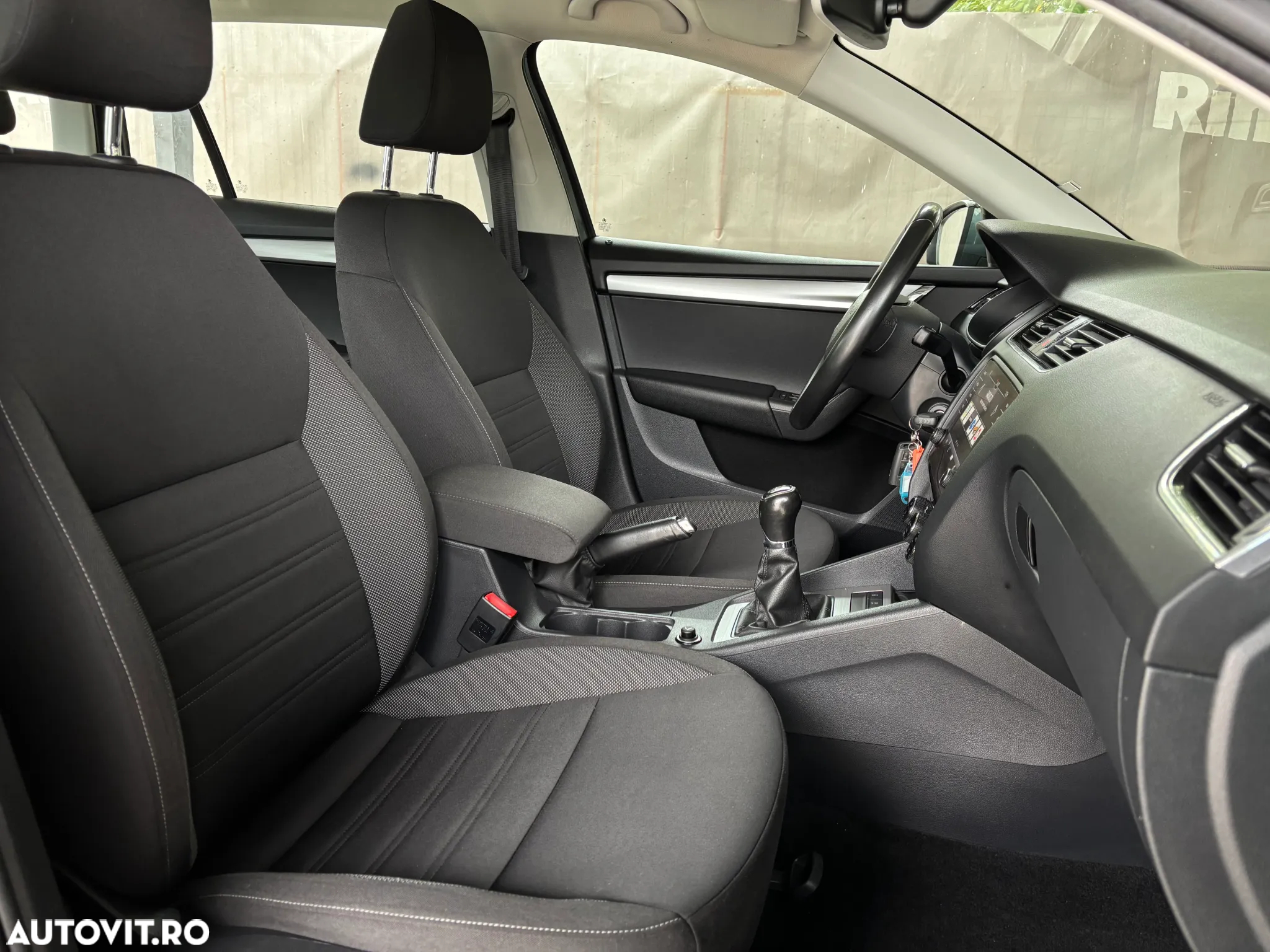 Skoda Octavia Combi Diesel 1.6 TDI Active - 31