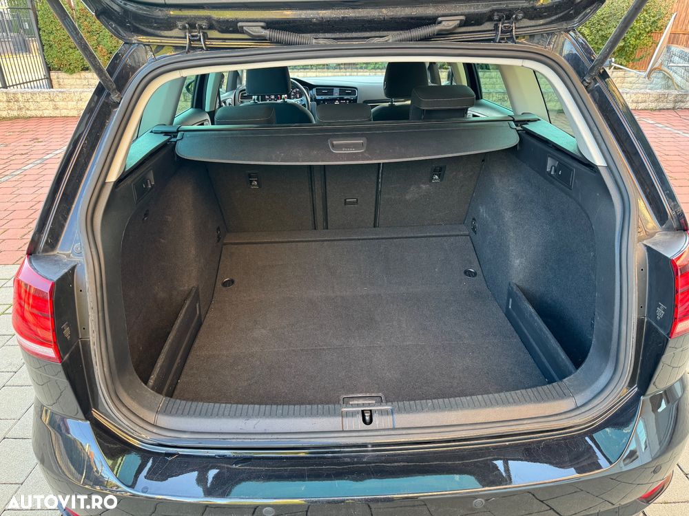 Volkswagen Golf 1.6 TDI DSG Highline - 8