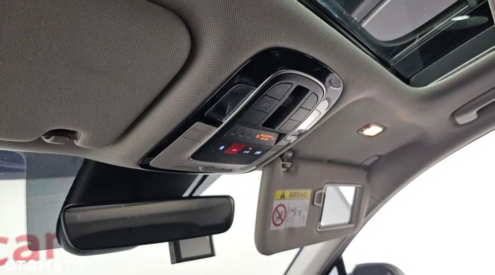 Hyundai Santa Fe - 31