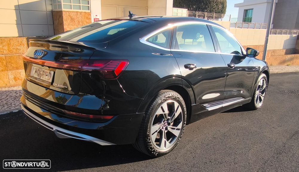 Audi e-tron 55 quattro S line - 5