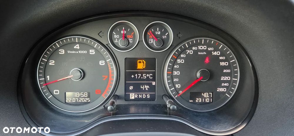 Audi A3 ver-1-4-tfsi-s-tronic-s-line-sportpaket - 27