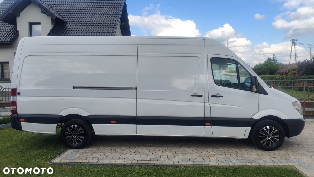 Mercedes-Benz SPRINTER - 3