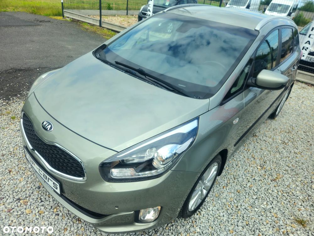 Kia Carens 1.6 GDI ISG Spirit - 21