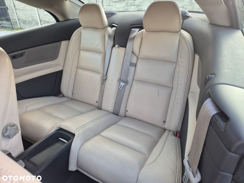 Volvo C70 T5 Inscription - 27