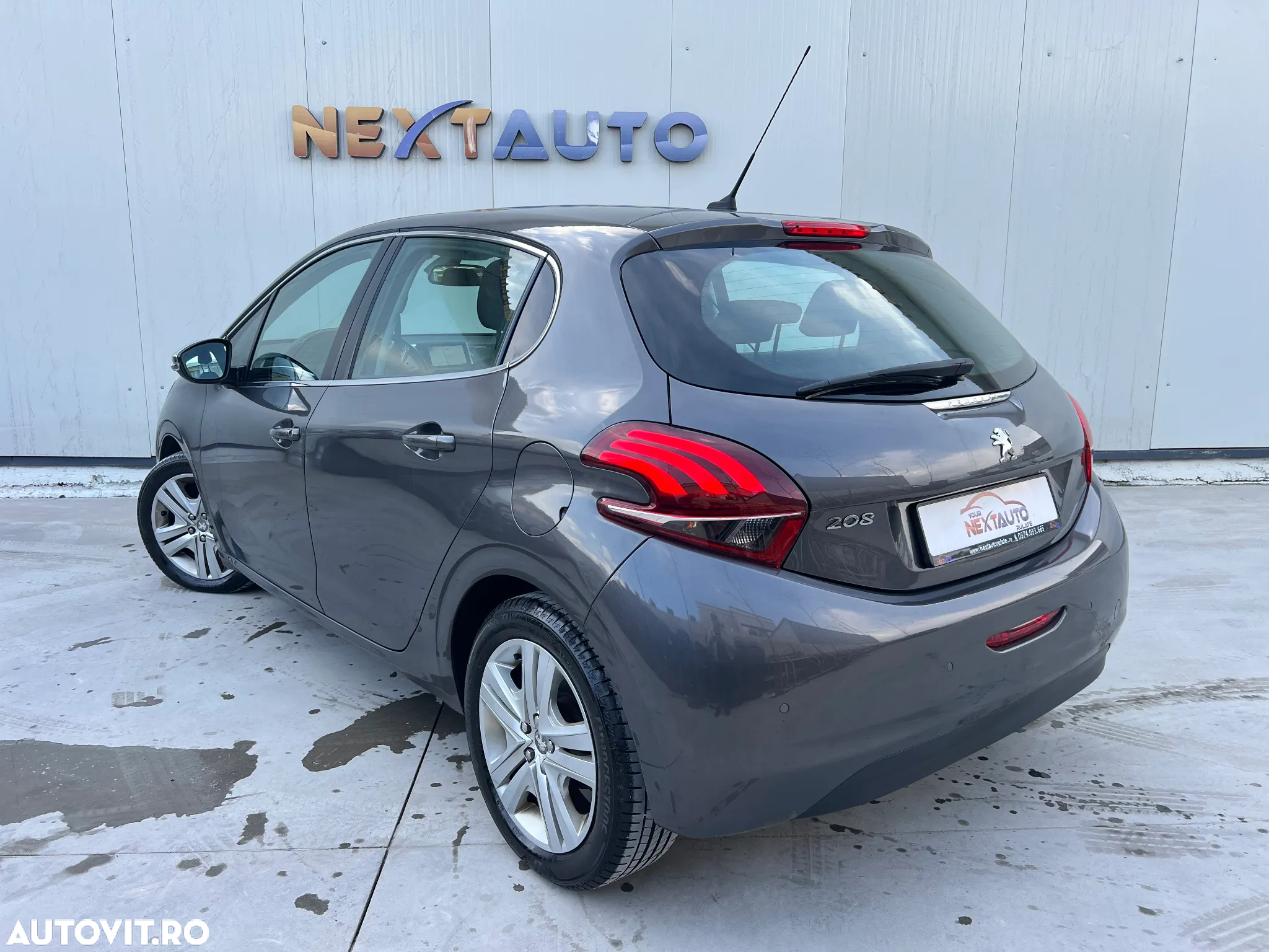 Peugeot 208 PureTech 110 Stop & Start Allure - 4