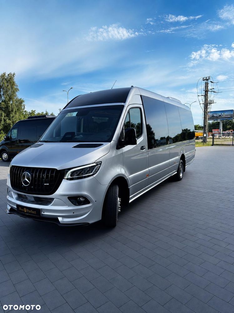 Mercedes-Benz SPRINTER 519 CDI 19+1+1 DUŻY BAGAŻNIK - 28