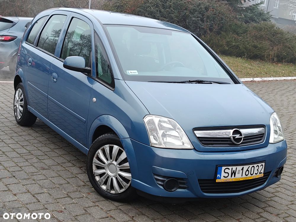 Opel Corsa 1.4 16V Cosmo - 3