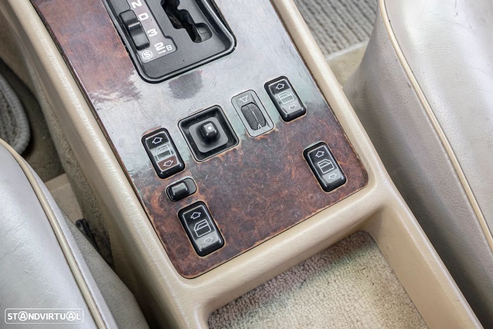 Mercedes-Benz W126 (1979-1992) 560 SEC - 15