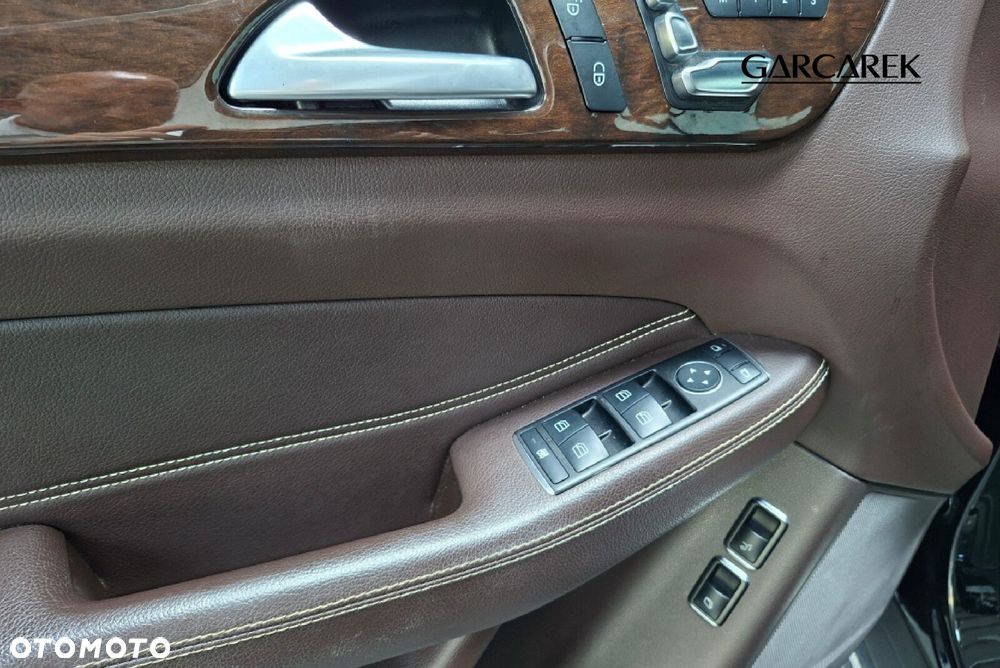 Mercedes-Benz GLS - 14