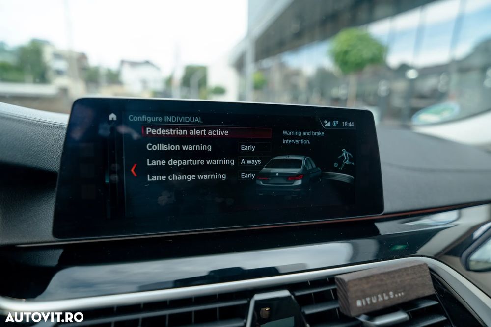 BMW Seria 5 520d Efficient Dynamics Edition Aut. Luxury Line - 21